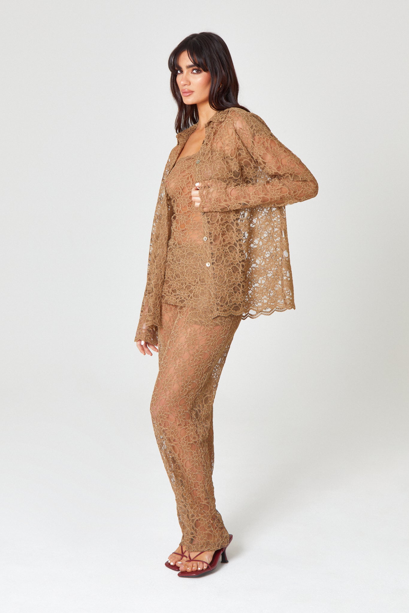 Taupe lace Trousers – Hyphen